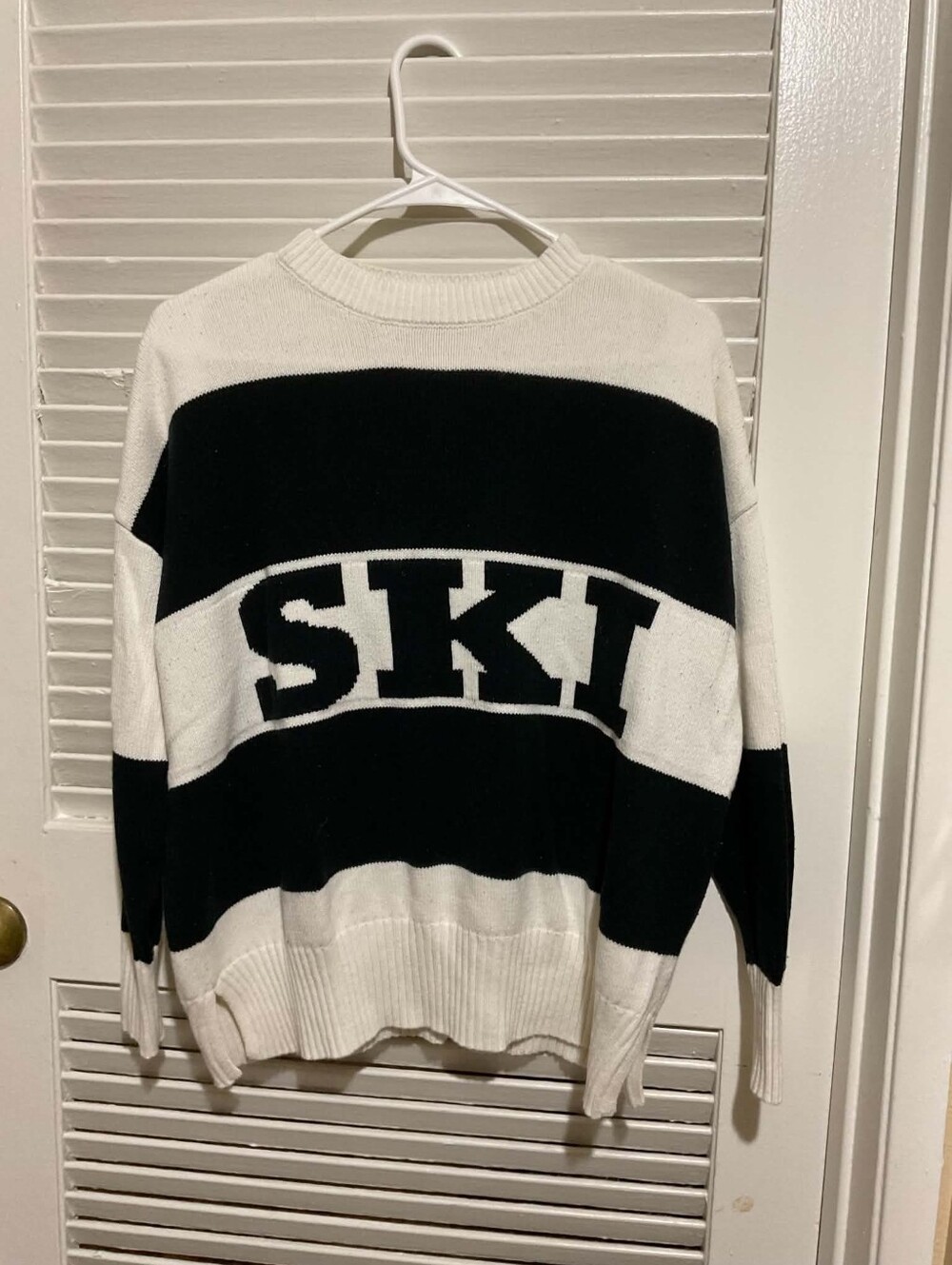 Black & White 'SKI' Crewneck Sweater